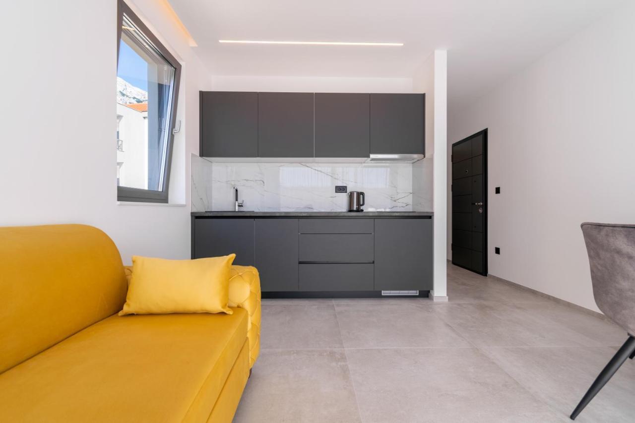 Apartmani Pino Baška Voda Kültér fotó