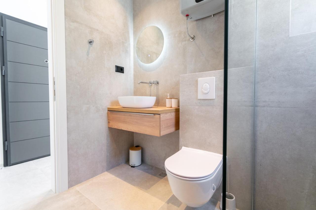 Apartmani Pino Baška Voda Kültér fotó